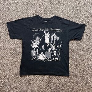2009 Michael Jackson “Gone But Never Forgotten” T Shirt